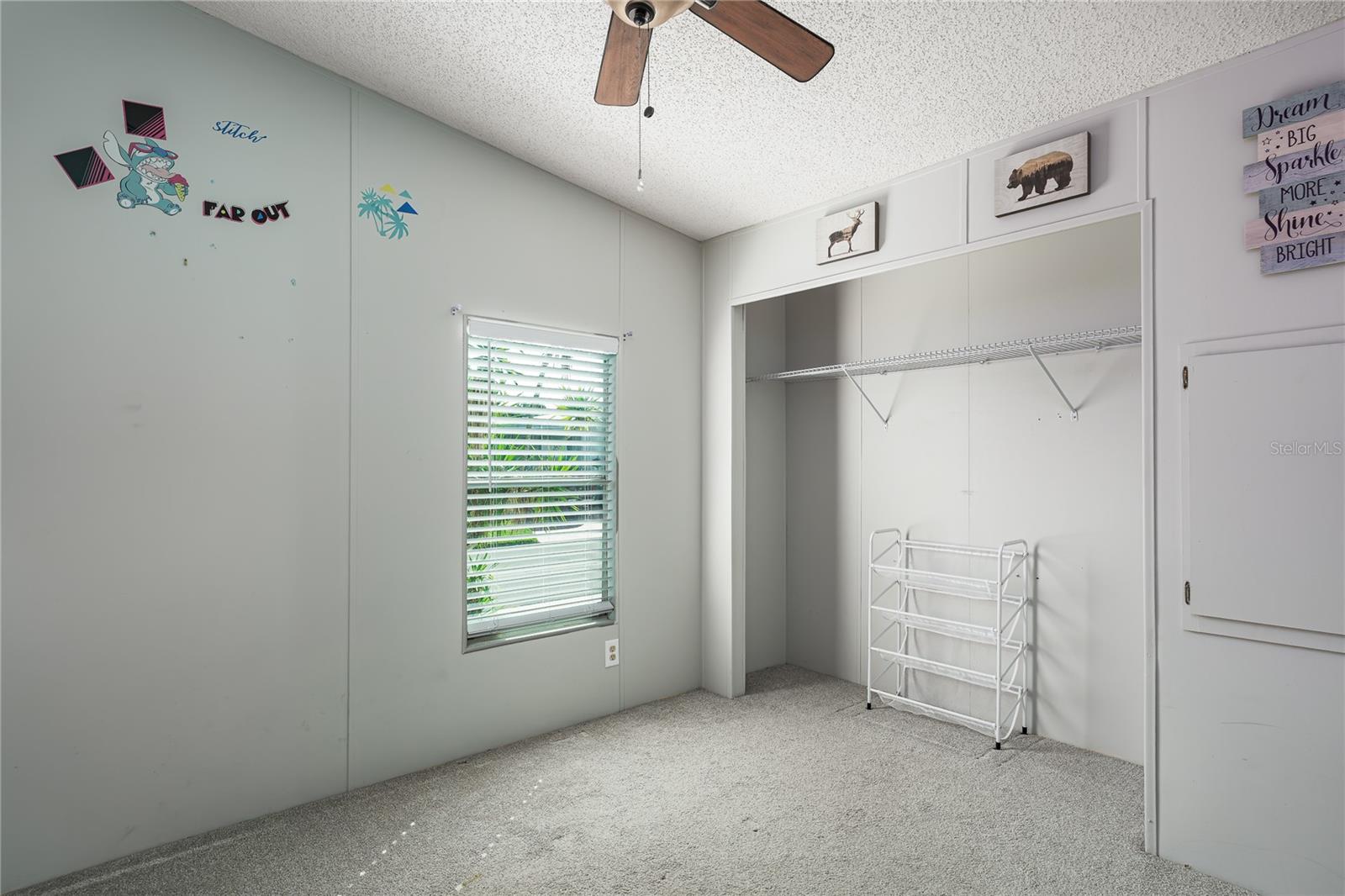 SHADOW BROOK MOBILE HOME - Residential