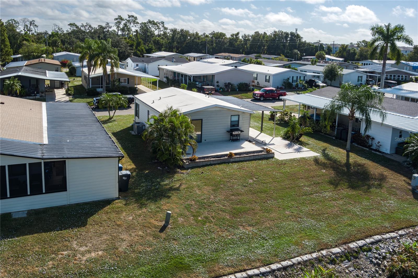 SHADOW BROOK MOBILE HOME - Residential