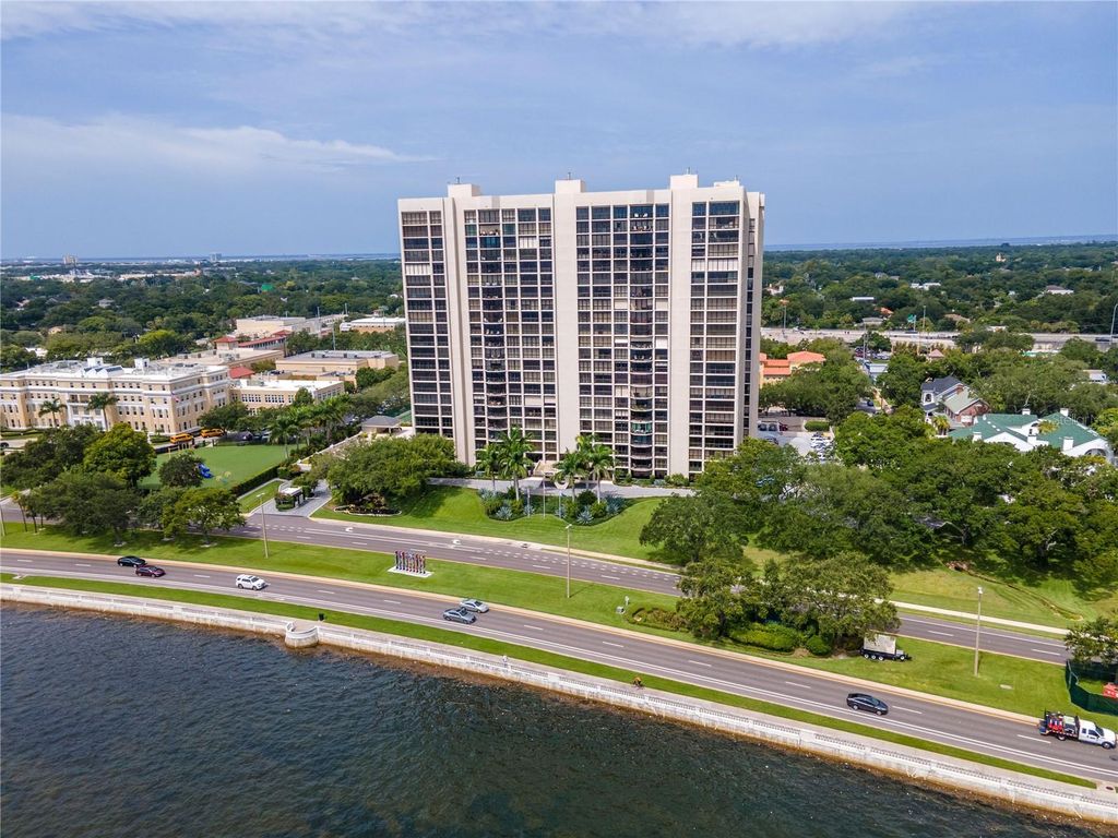Photo of 3301 Bayshore Boulevard #302E, Tampa, FL 33629 (MLS # TB8452479)