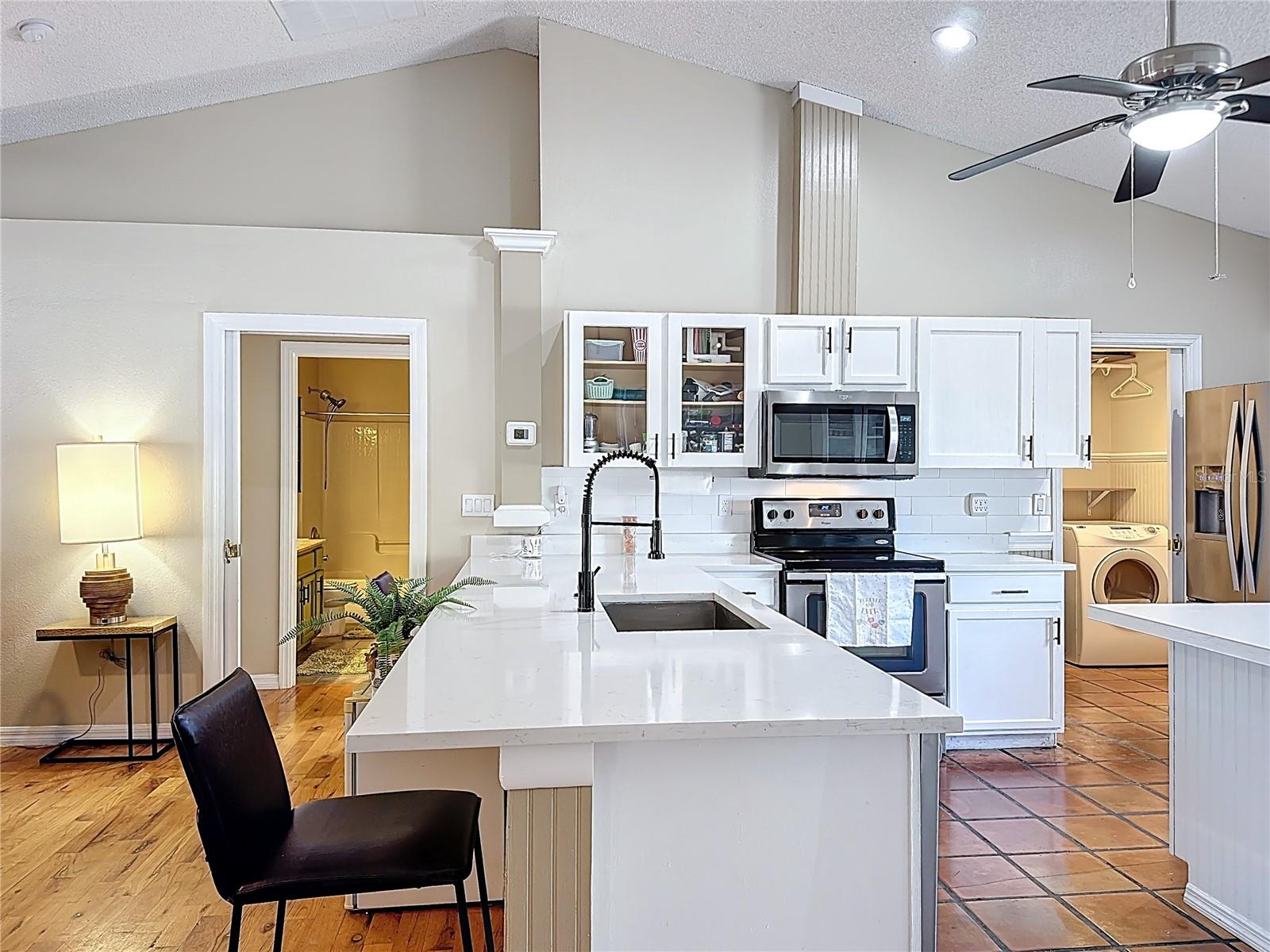 GROVELAND CRANES LANDING EAST LT 01 PB 48 - Residential