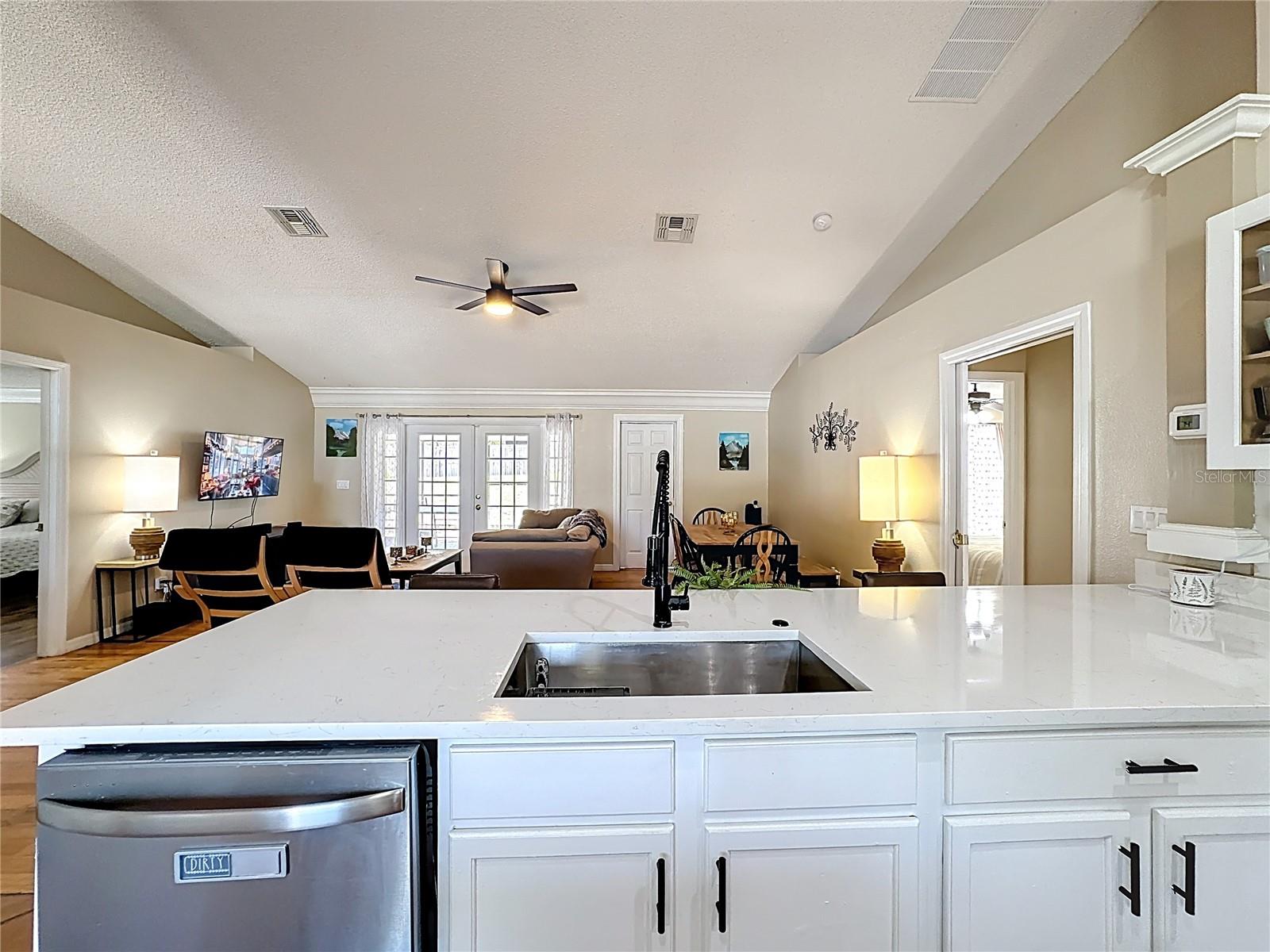 GROVELAND CRANES LANDING EAST LT 01 PB 48 - Residential