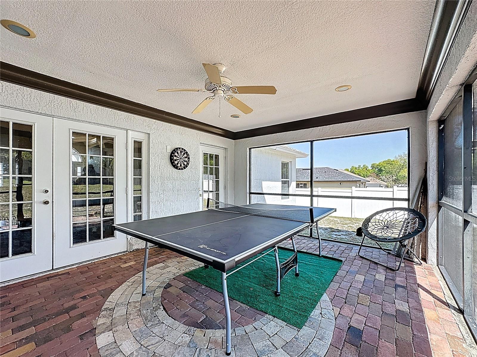 GROVELAND CRANES LANDING EAST LT 01 PB 48 - Residential