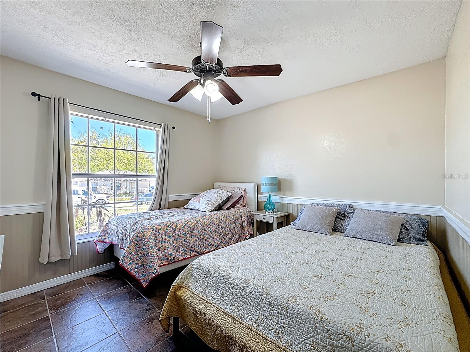 GROVELAND CRANES LANDING EAST LT 01 PB 48 - Residential