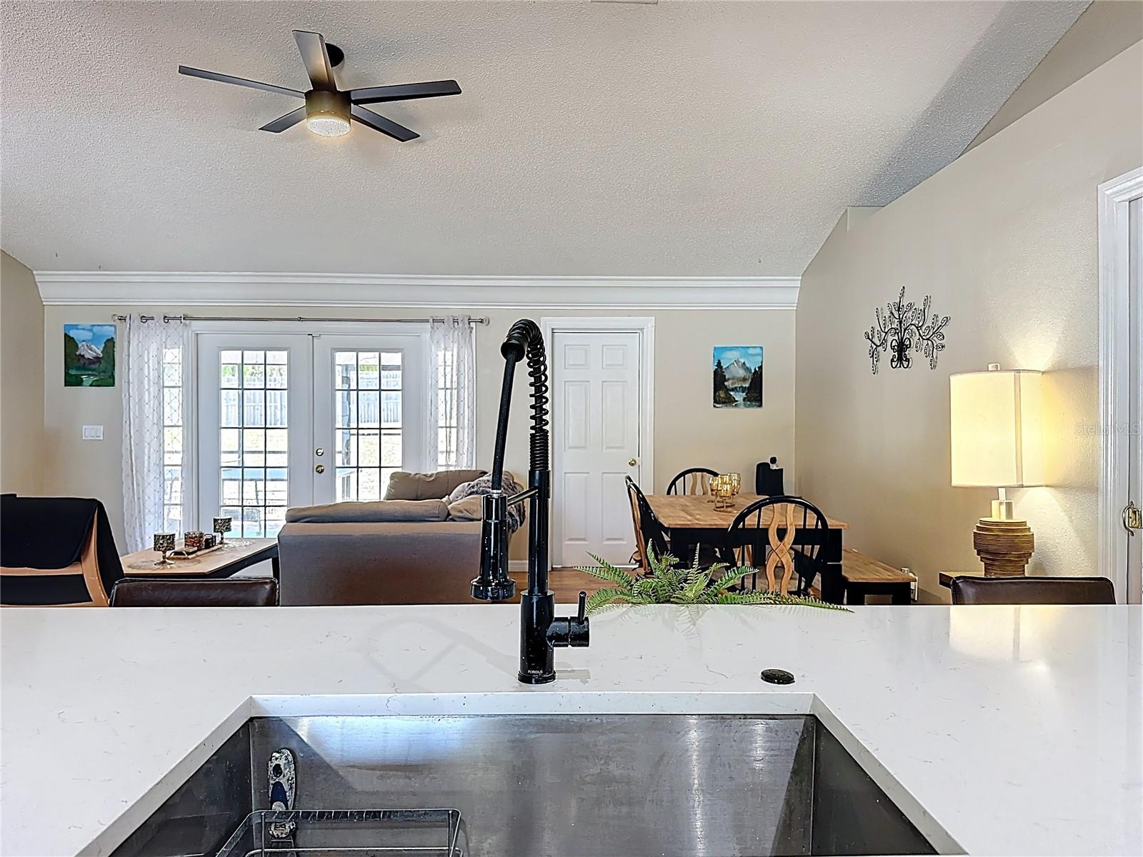 GROVELAND CRANES LANDING EAST LT 01 PB 48 - Residential