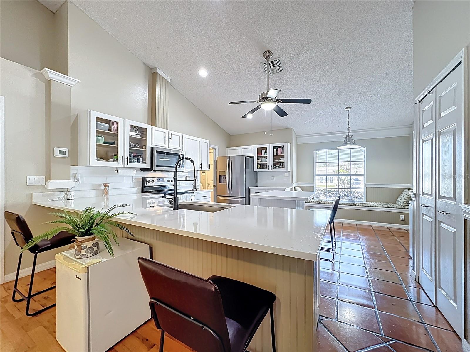 GROVELAND CRANES LANDING EAST LT 01 PB 48 - Residential