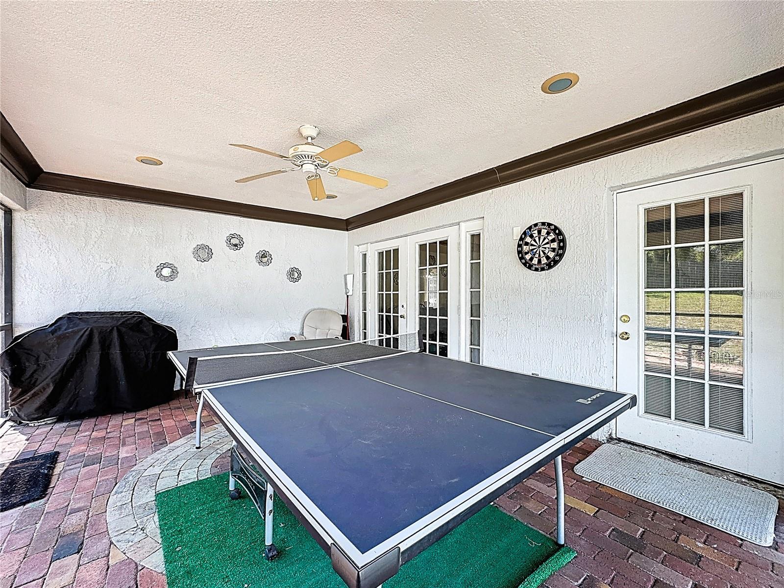 GROVELAND CRANES LANDING EAST LT 01 PB 48 - Residential