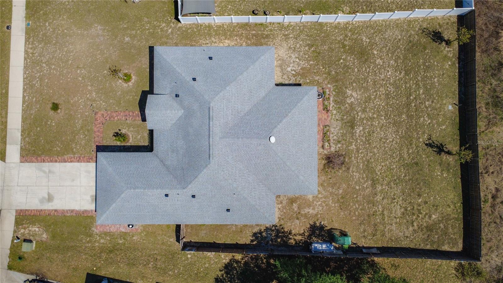 GROVELAND CRANES LANDING EAST LT 01 PB 48 - Residential