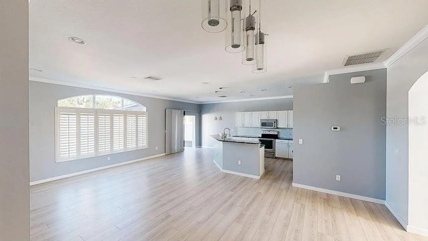 11054 BELLE HAVEN DRIVE