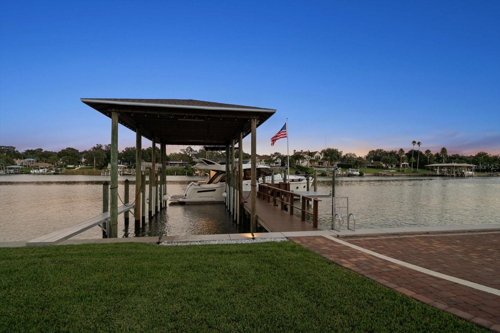 HARBOR BLUFFS SEC 5 2ND PT REP - Residential