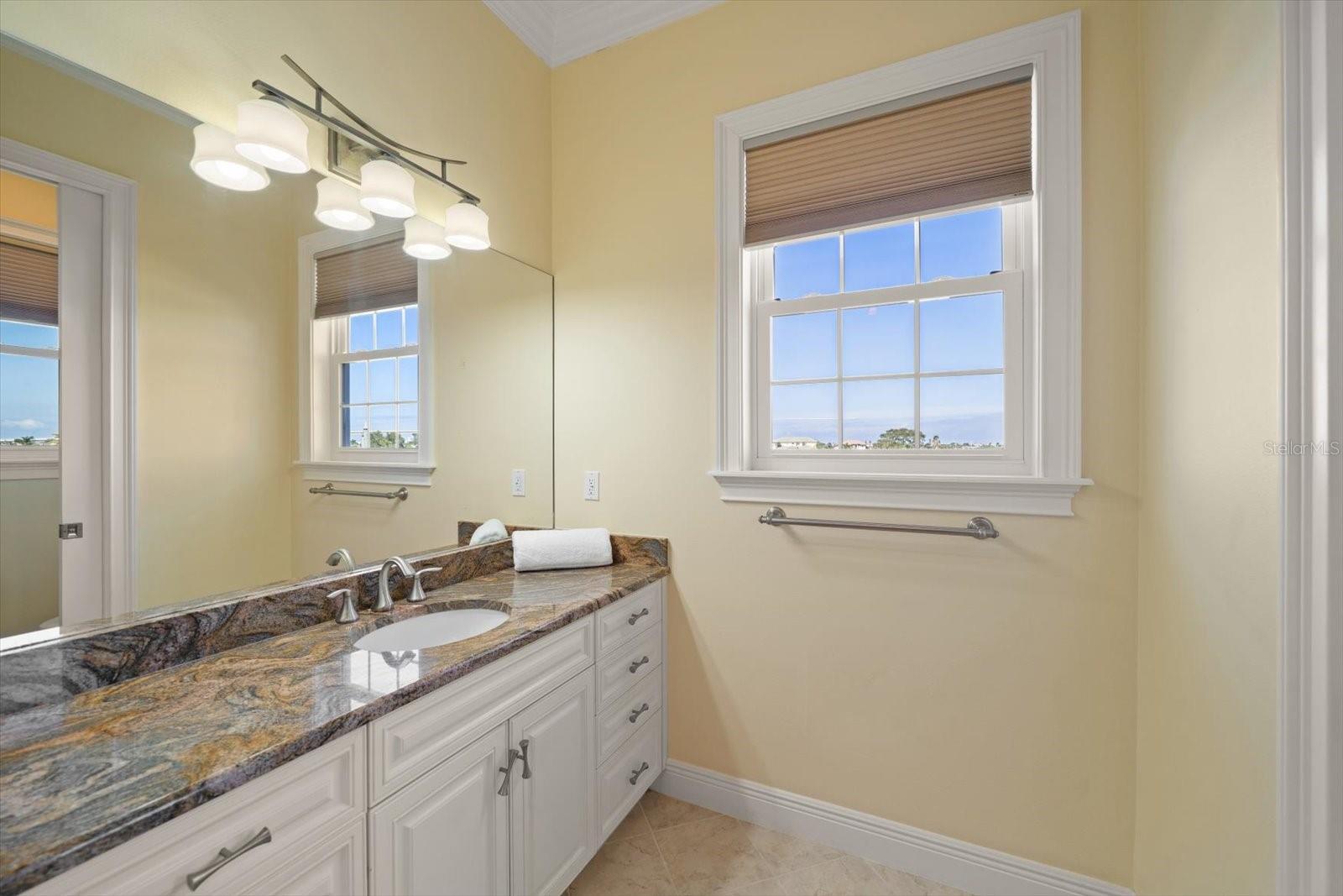 HARBOR BLUFFS SEC 5 2ND PT REP - Residential