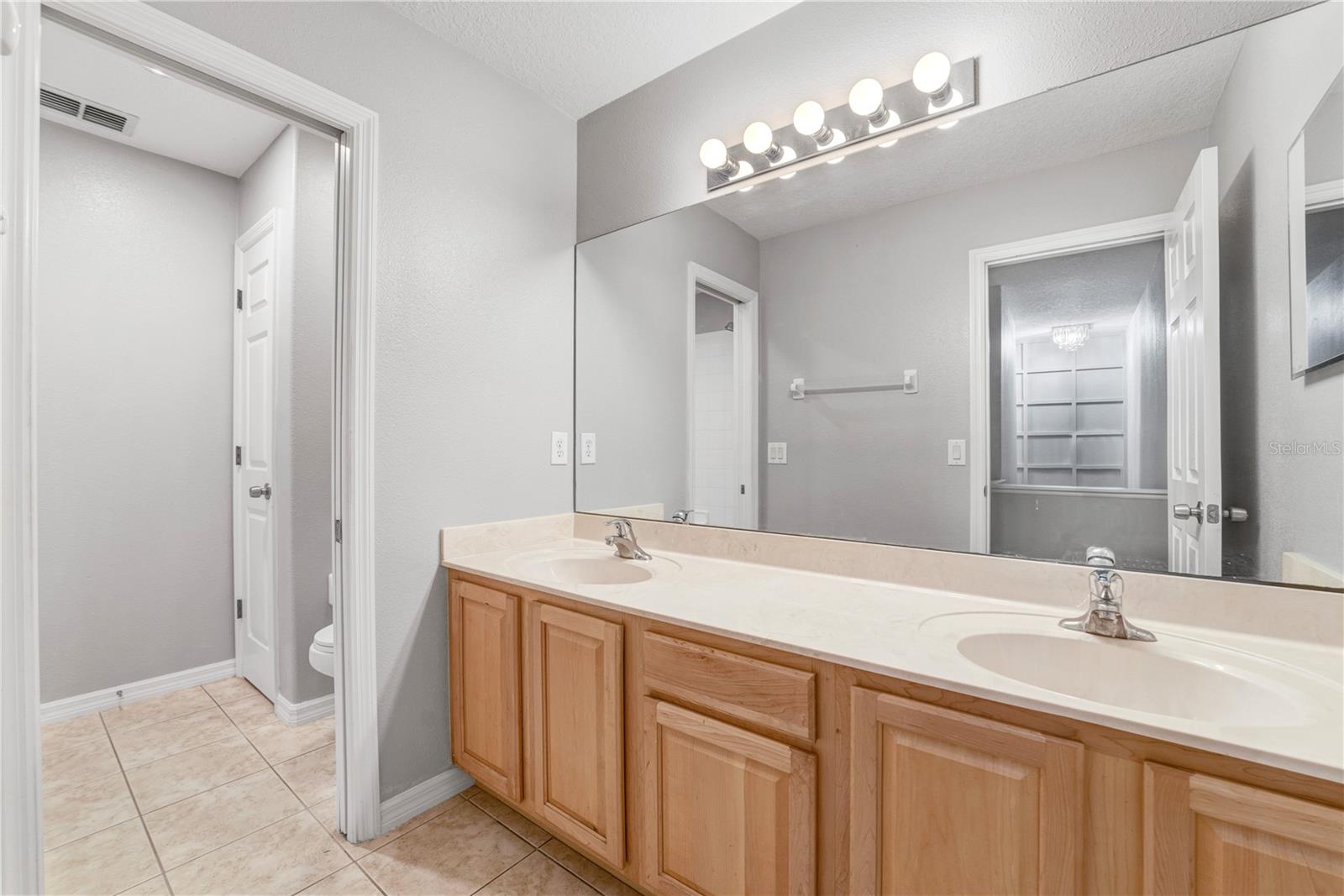 JOHNS LANDING PH 02 48 138 - Residential