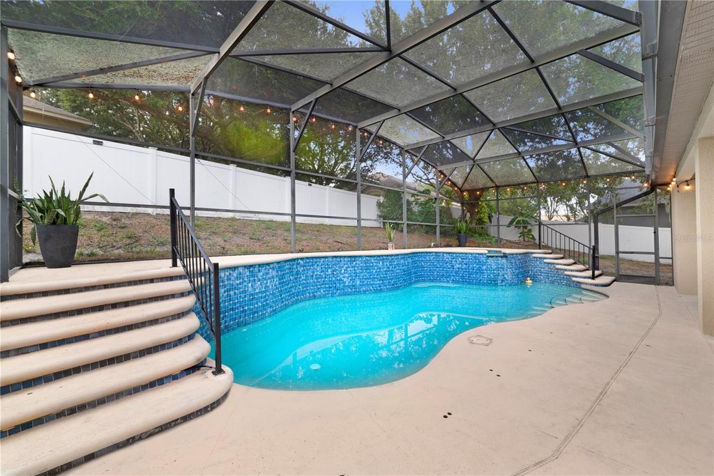 Photo of 207 Largovista Drive, Oakland, FL 34787 (MLS # O6366854)