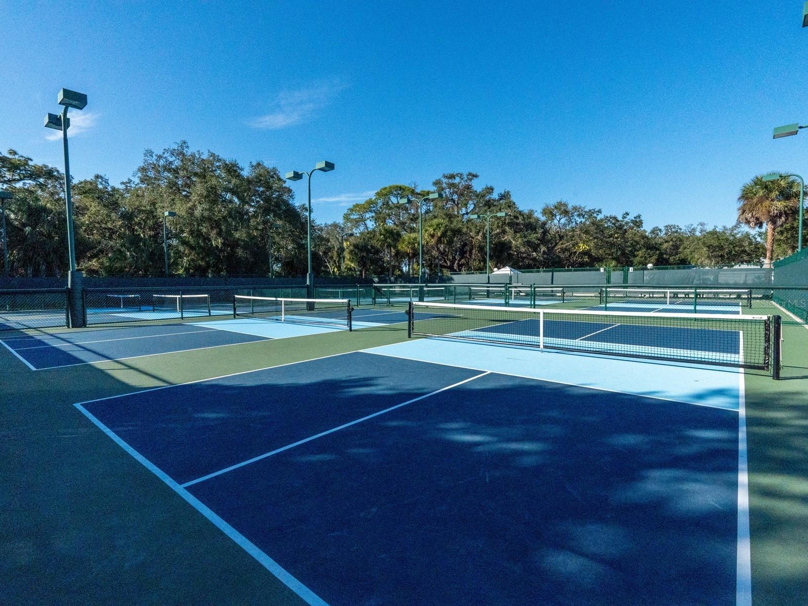 CHANTECLAIRE - Residential