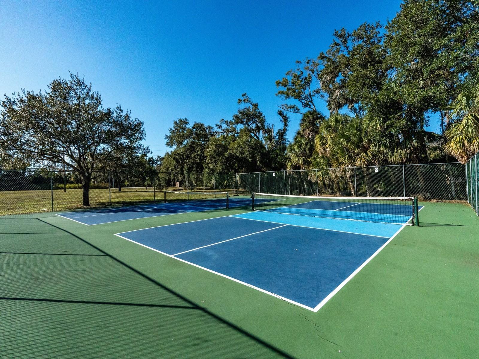 CHANTECLAIRE - Residential