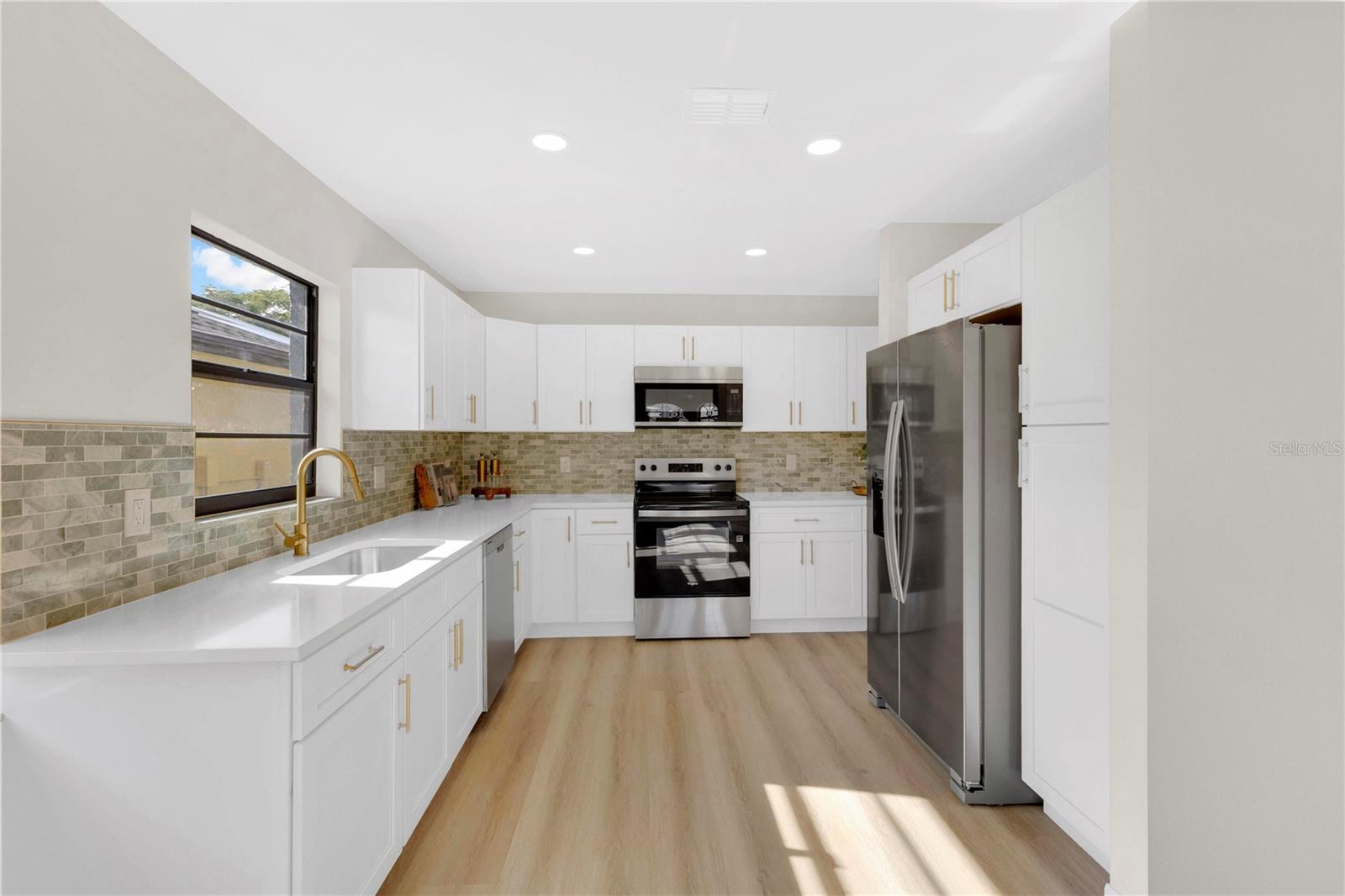 MONTEGO BAY - Residential