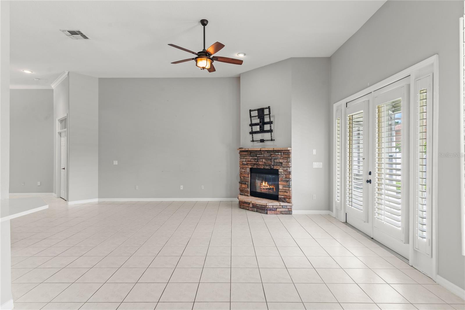 LONGWOOD CLUB - Residential