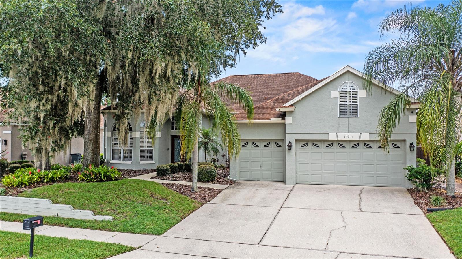 LONGWOOD CLUB - Residential