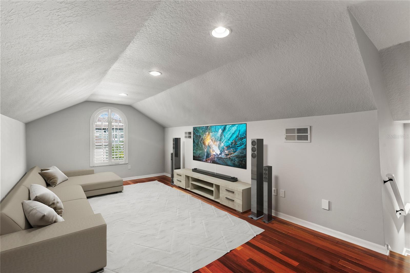 LONGWOOD CLUB - Residential