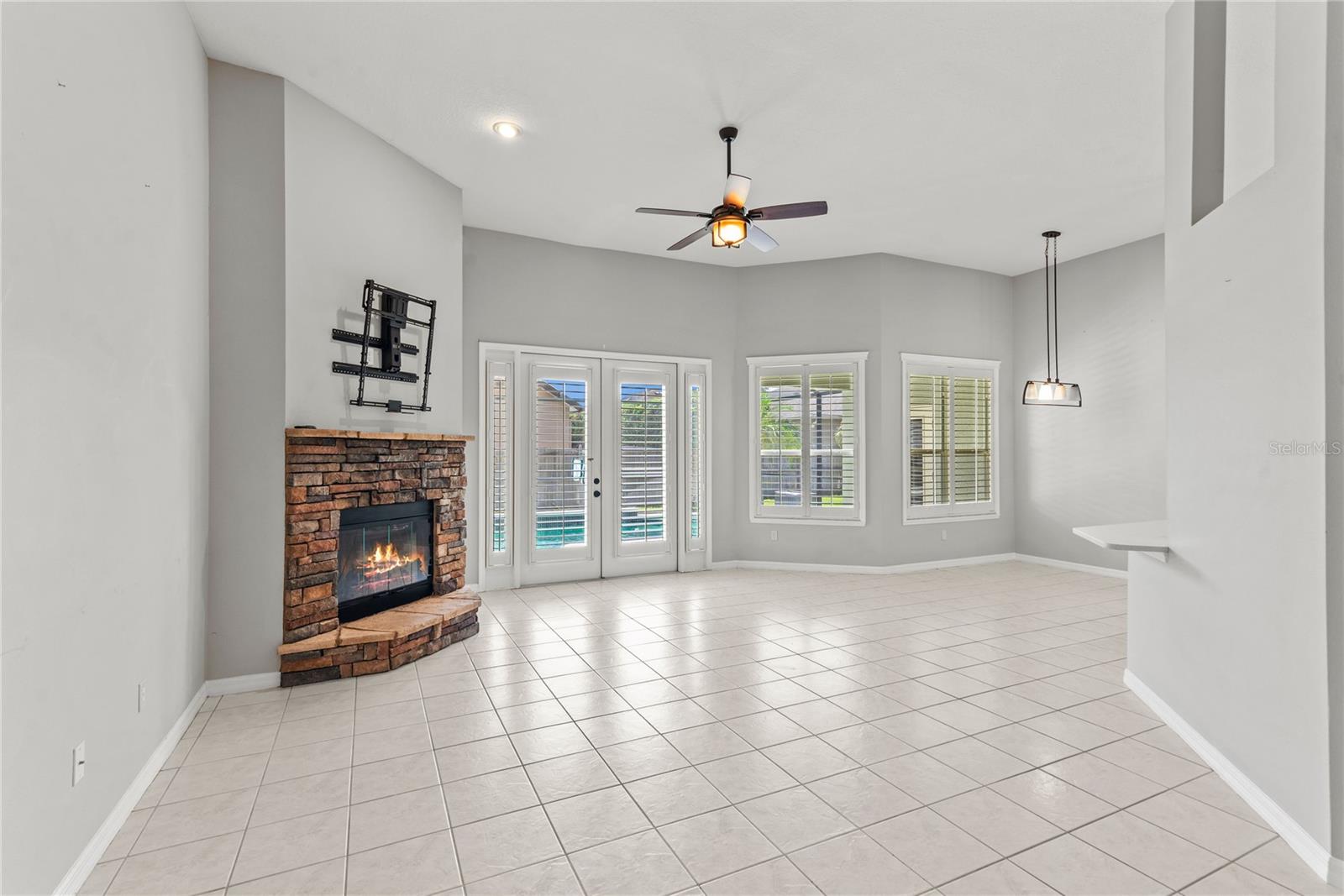 LONGWOOD CLUB - Residential
