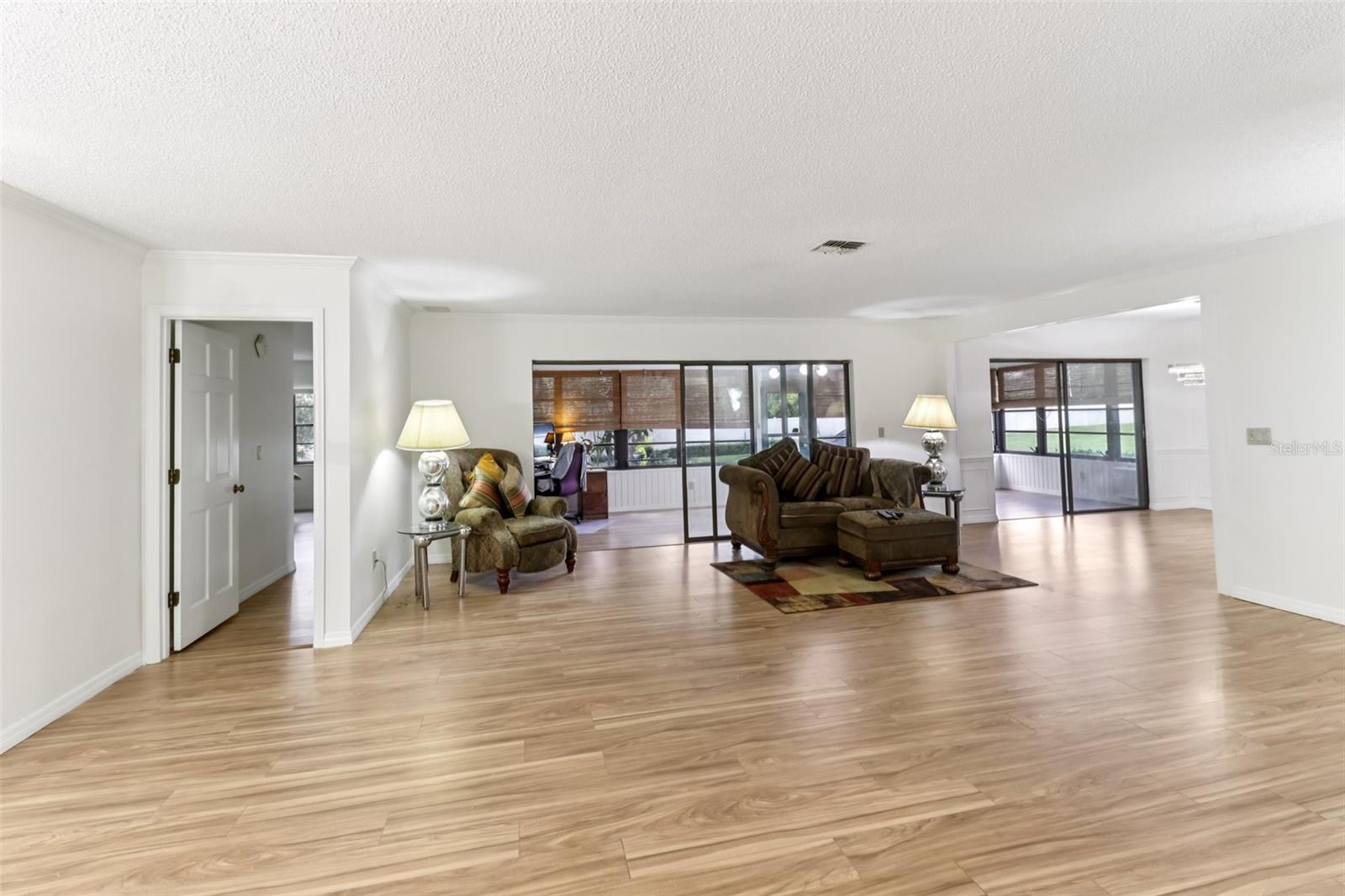 ERROL ESTATE - Residential