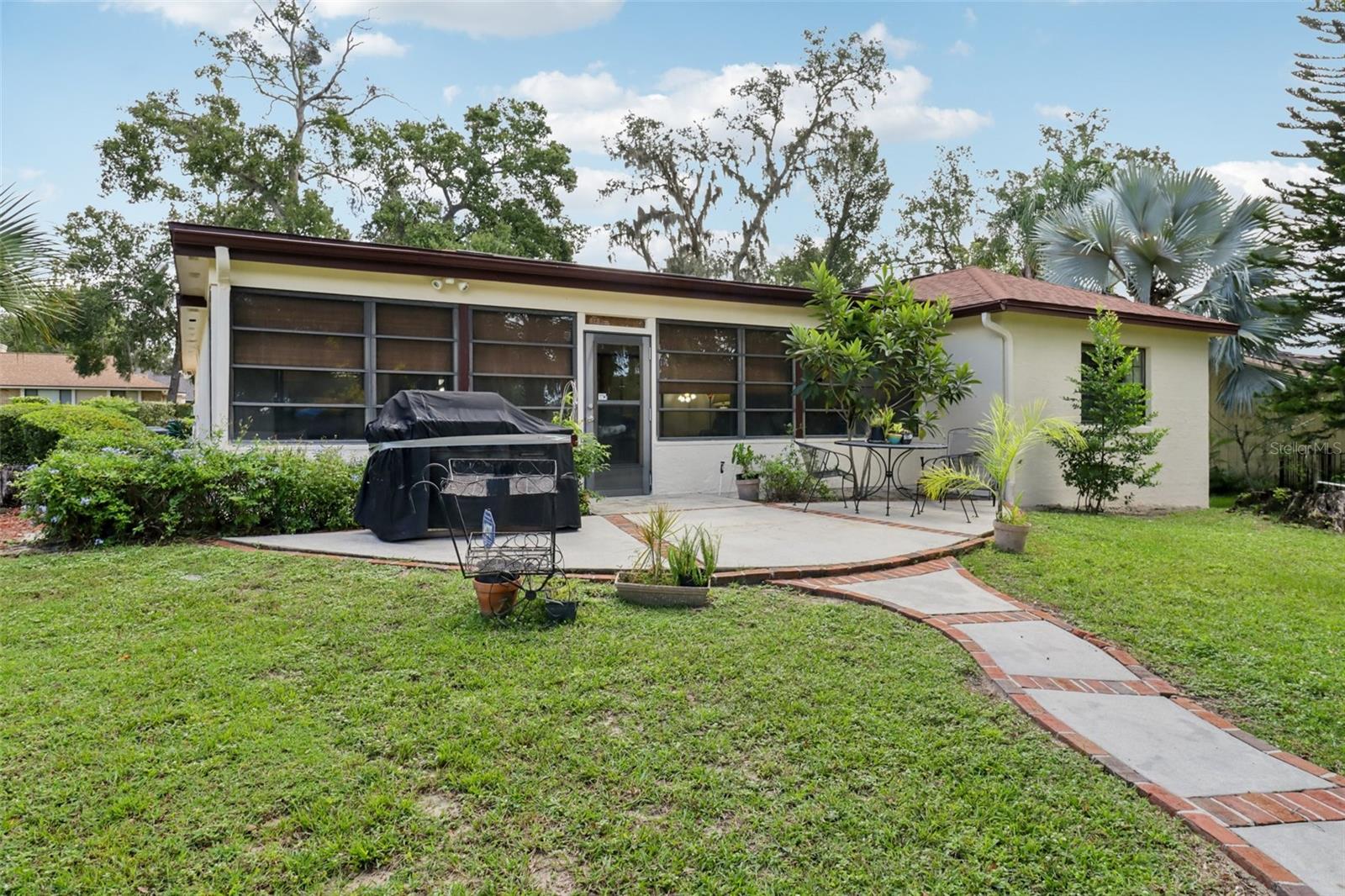 ERROL ESTATE - Residential