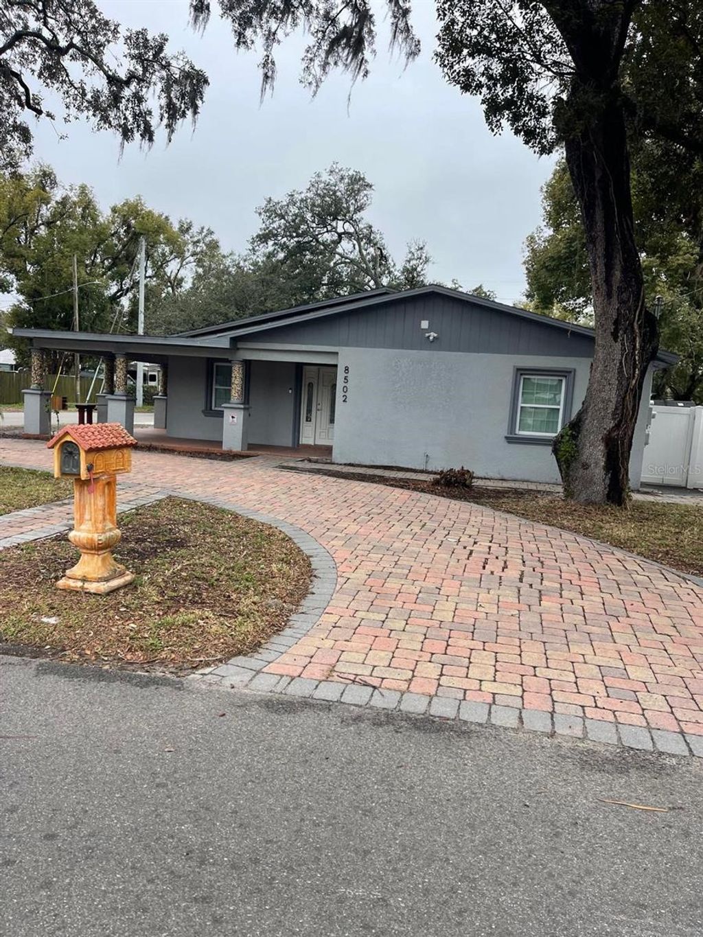 Photo of 8502 N Hamner Ave, Tampa, FL 33604 (MLS # TB8409627)