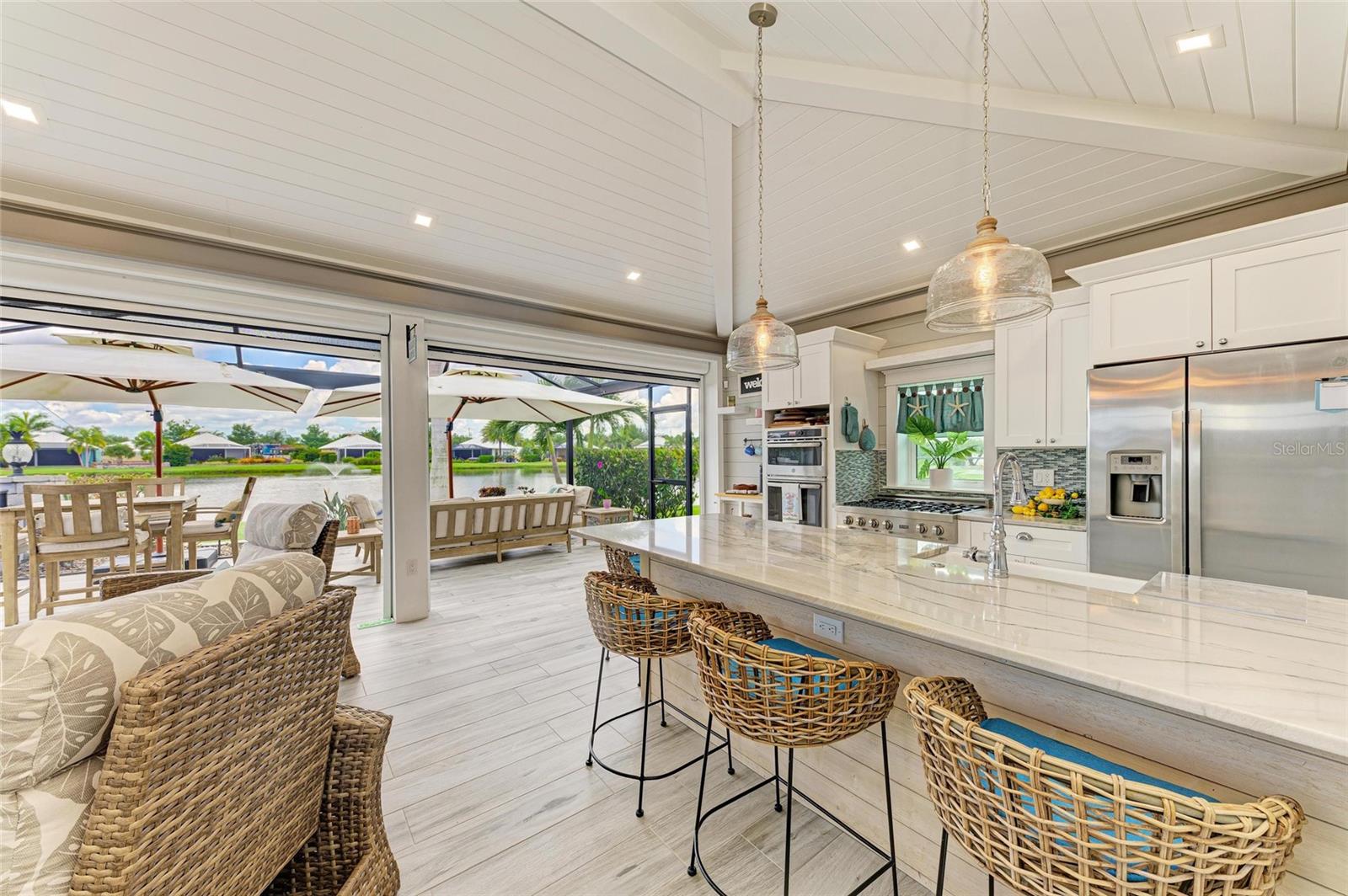 THORNTON CRK MOTORCOACH RESIDENCE - Residential