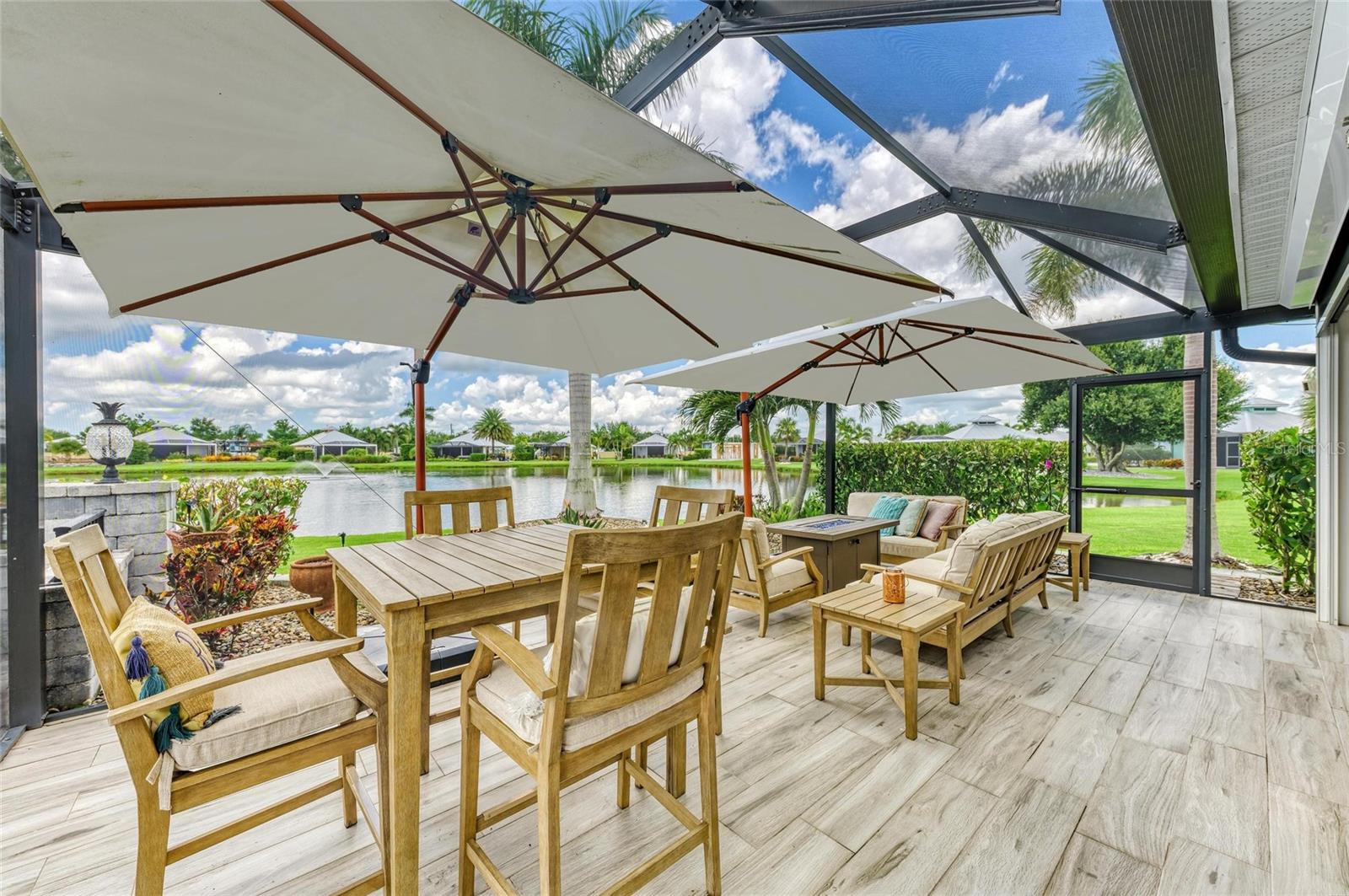 THORNTON CRK MOTORCOACH RESIDENCE - Residential