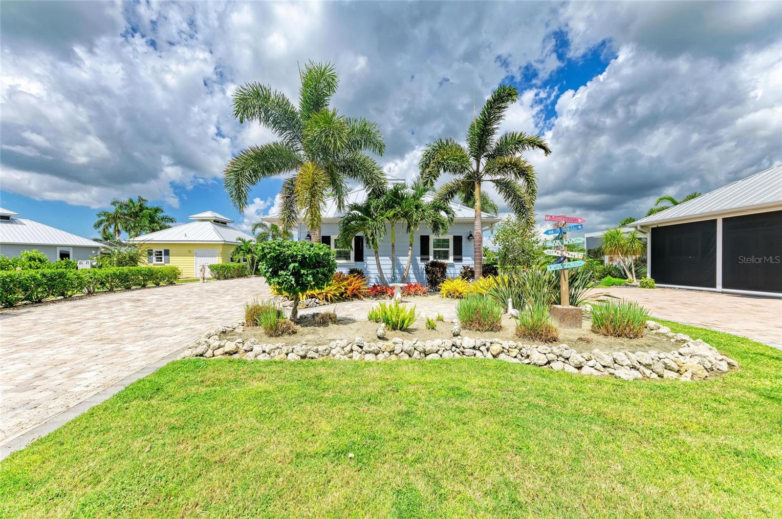 THORNTON CRK MOTORCOACH RESIDENCE - Residential