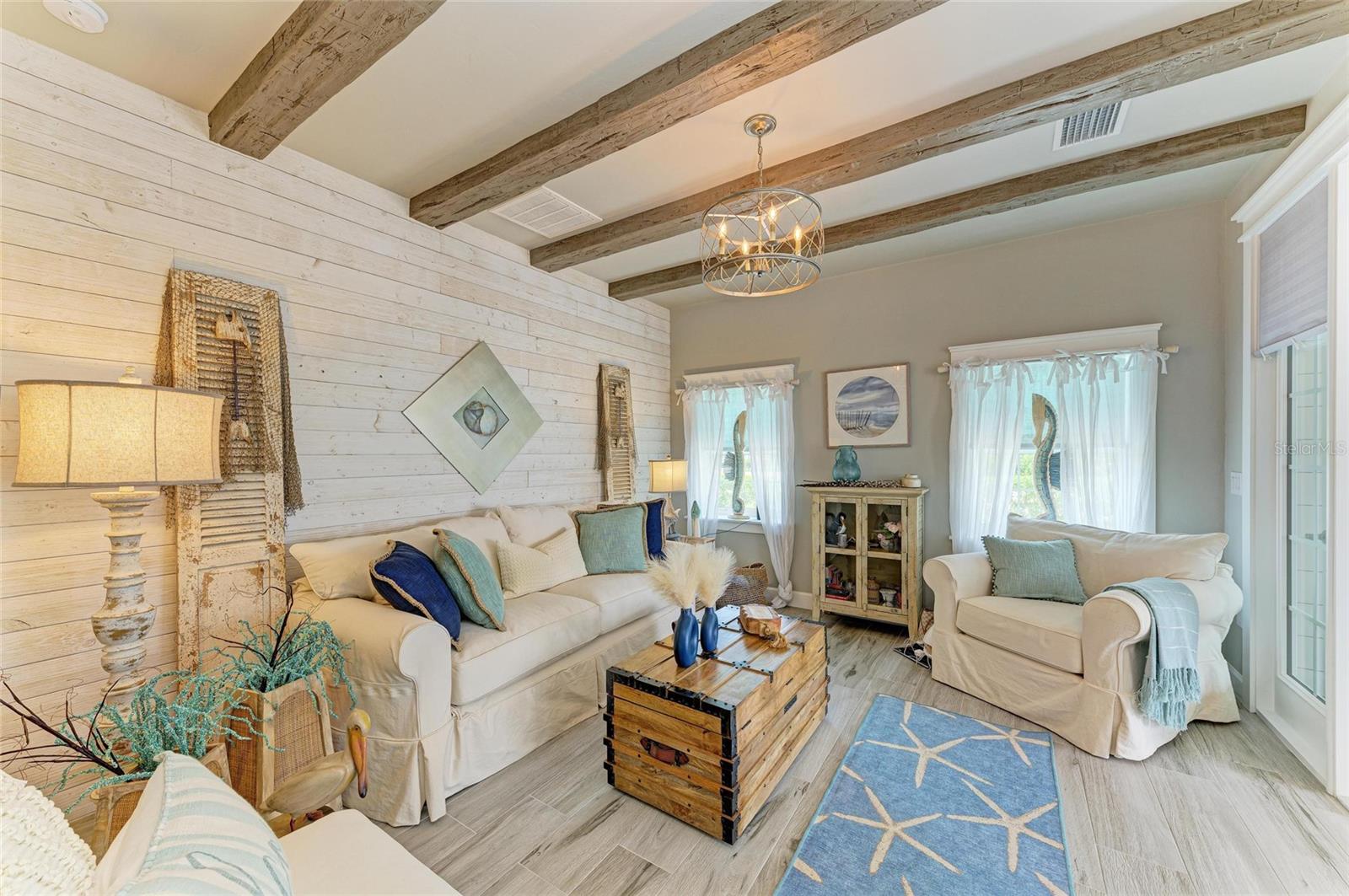 THORNTON CRK MOTORCOACH RESIDENCE - Residential