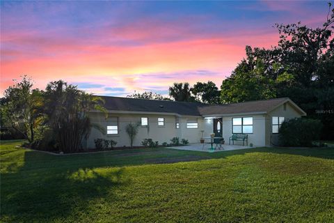 A home in VALRICO