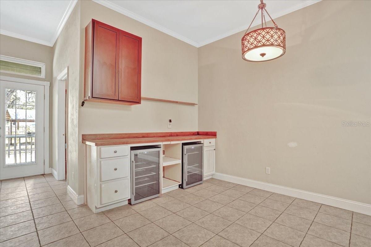 G M WHETSTONE ESTATE ADD TO H S - Residential