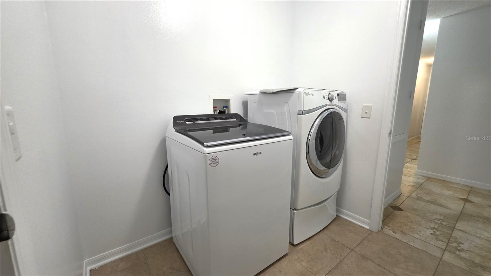 DELTONA LAKES UNIT 36 - Residential Lease