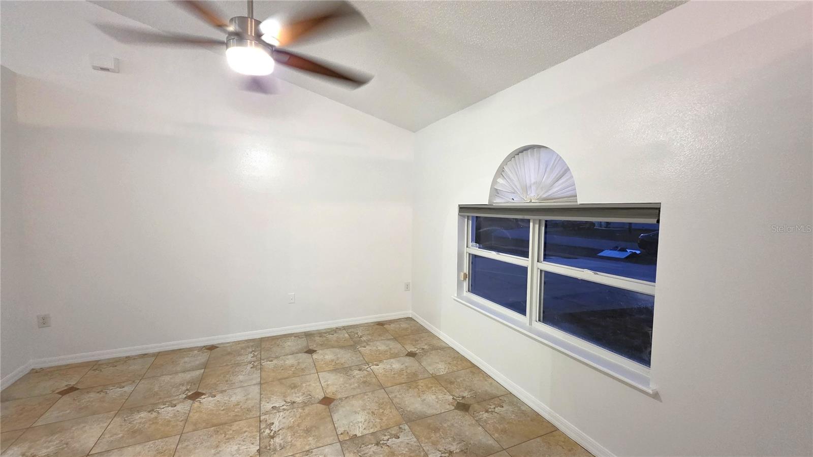 DELTONA LAKES UNIT 36 - Residential Lease