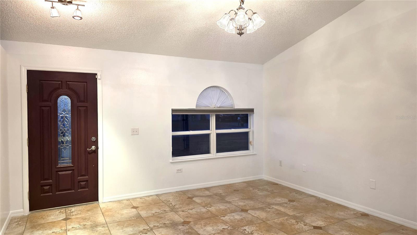 DELTONA LAKES UNIT 36 - Residential Lease