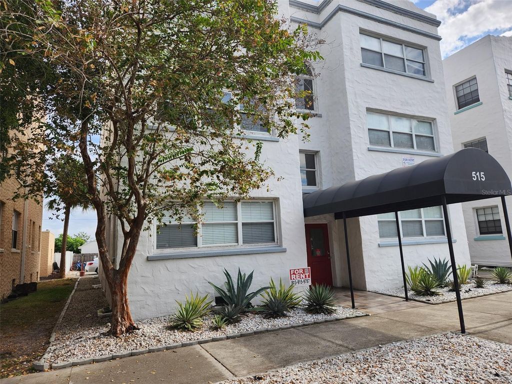 Photo of 515 Columbia Drive, Tampa, FL 33606 (MLS # TB8499289)