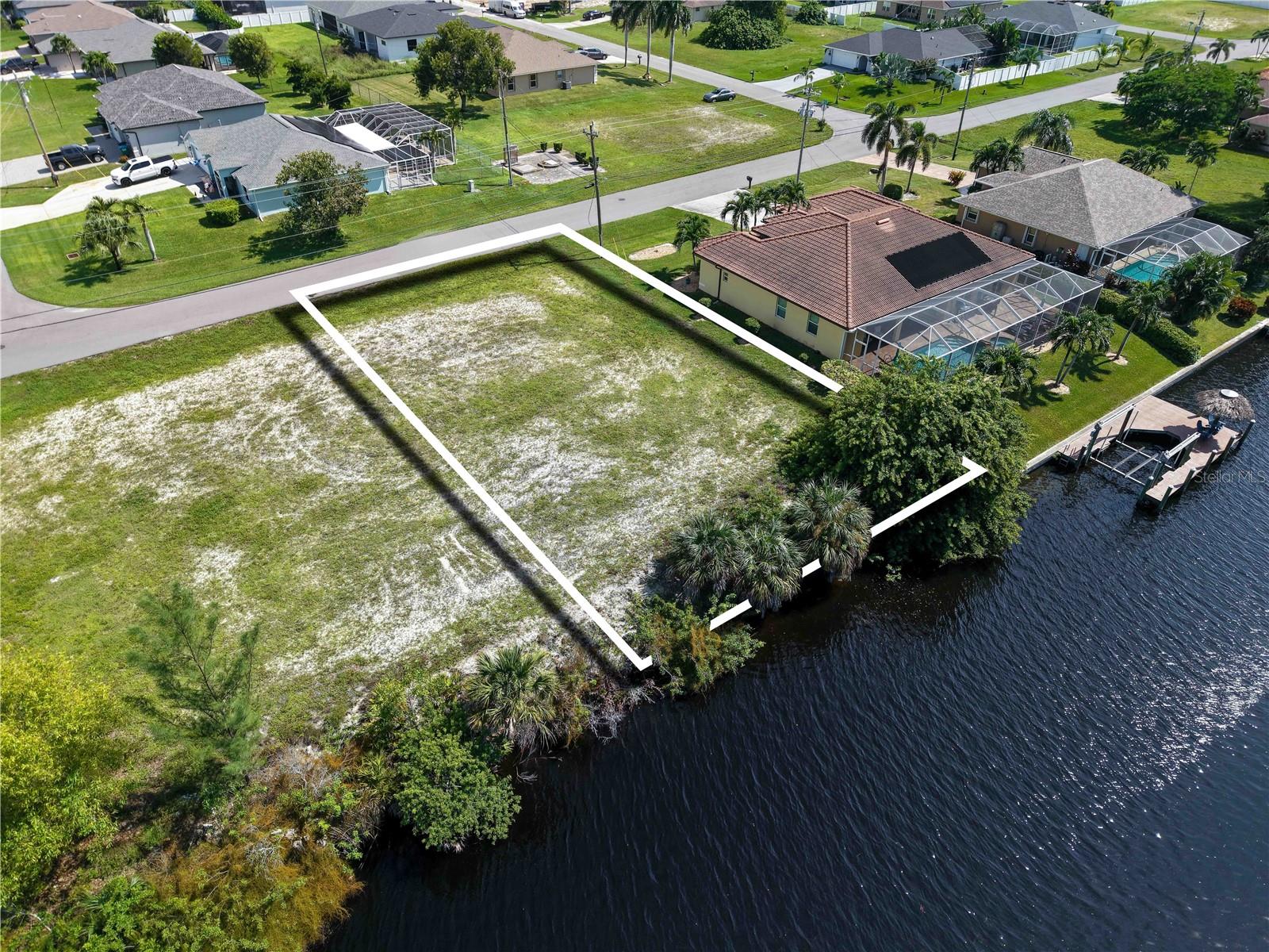 3818 SW 19TH PLACE