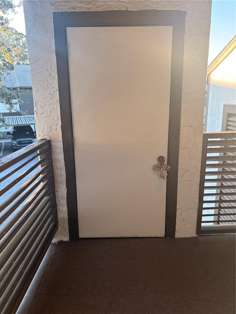 WOODTRAIL CONDO - Residential Lease