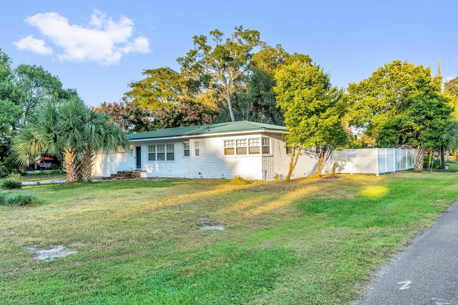 OAKLAND SHORES - Residential