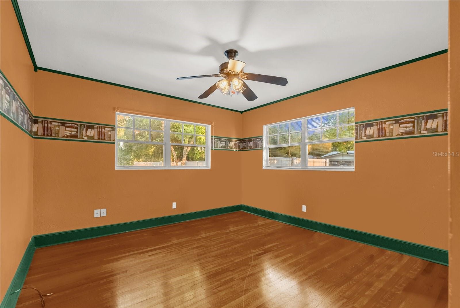 OAKLAND SHORES - Residential