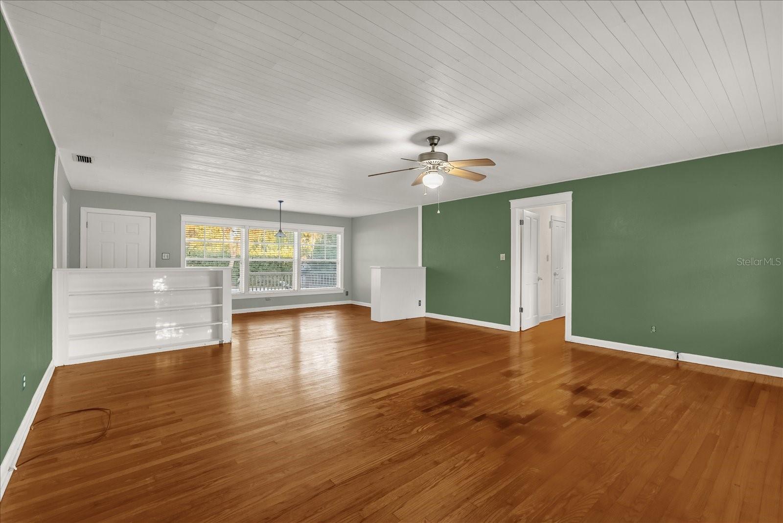 OAKLAND SHORES - Residential