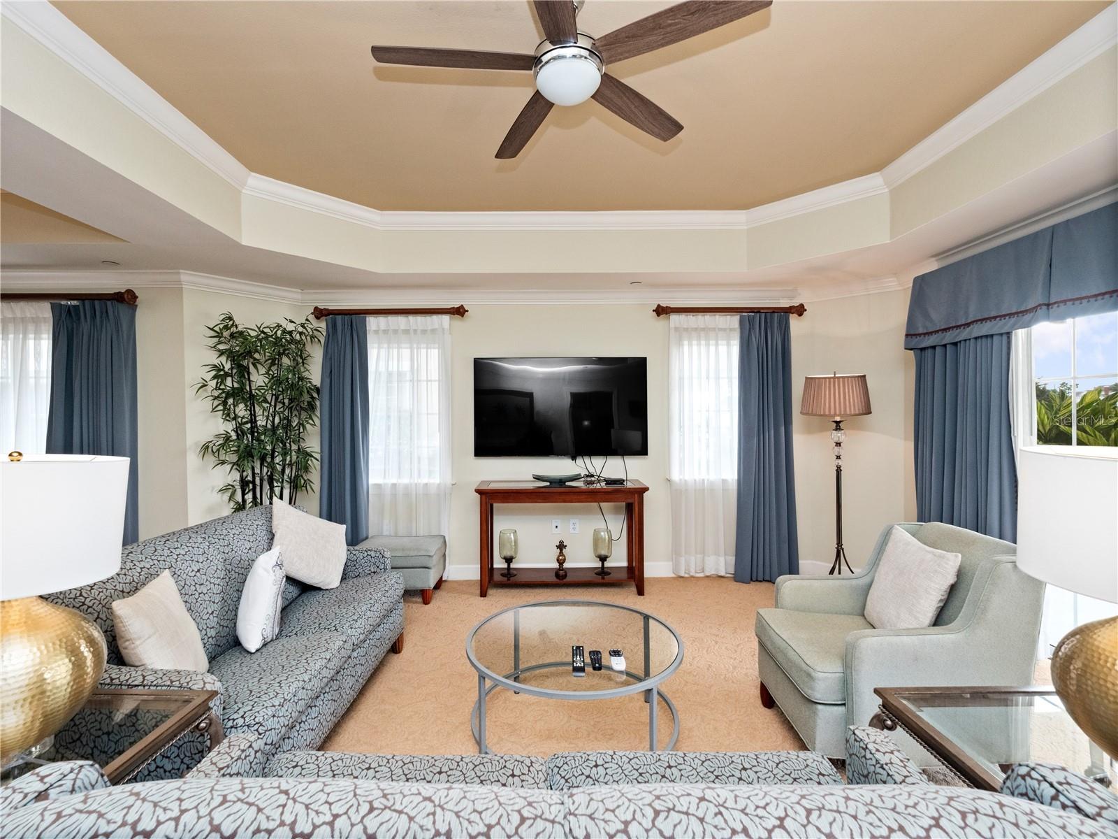 CENTRE COURT RIDGE CONDO PH 10 BLDG J - Residential Lease