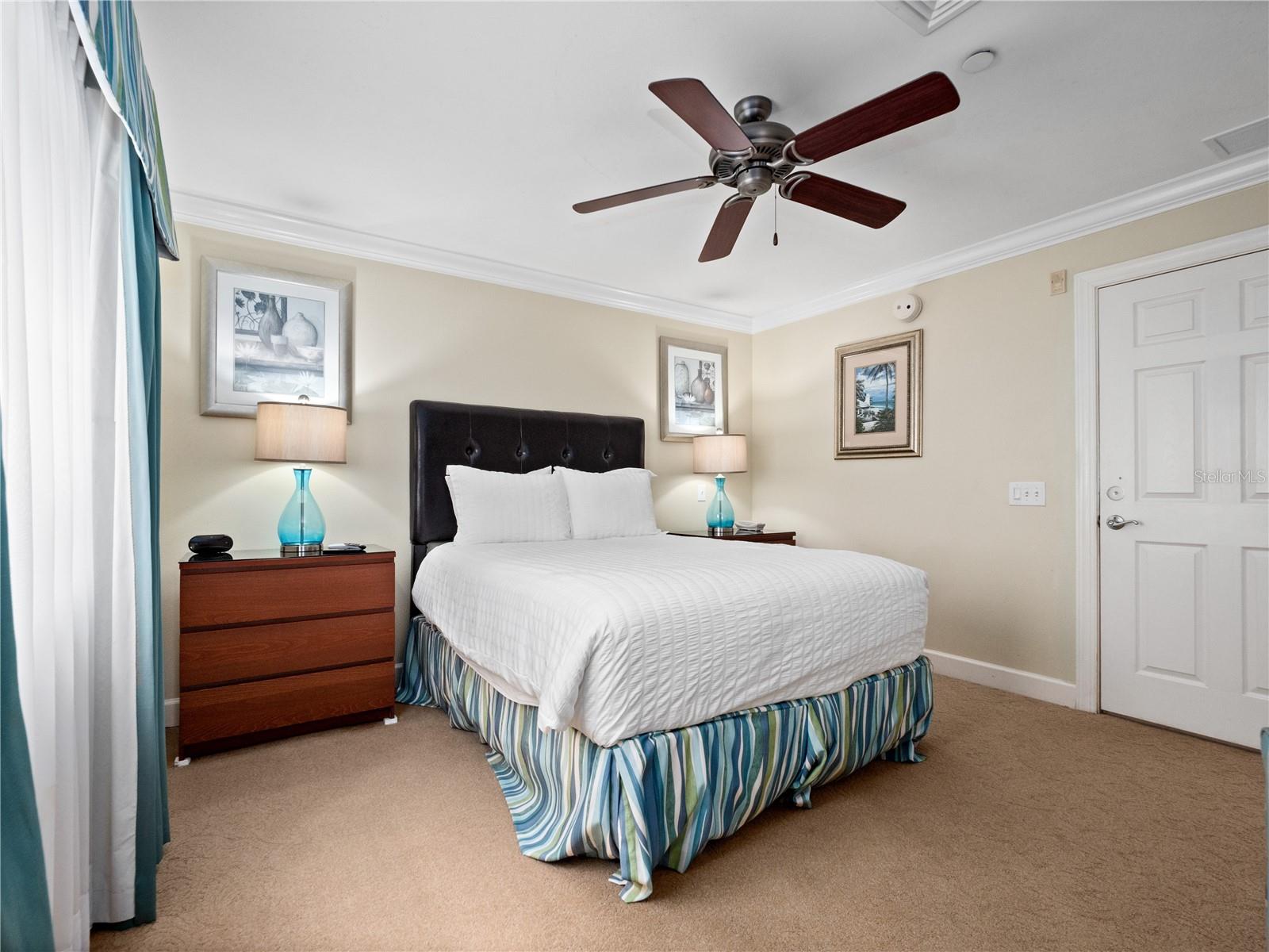 CENTRE COURT RIDGE CONDO PH 10 BLDG J - Residential Lease