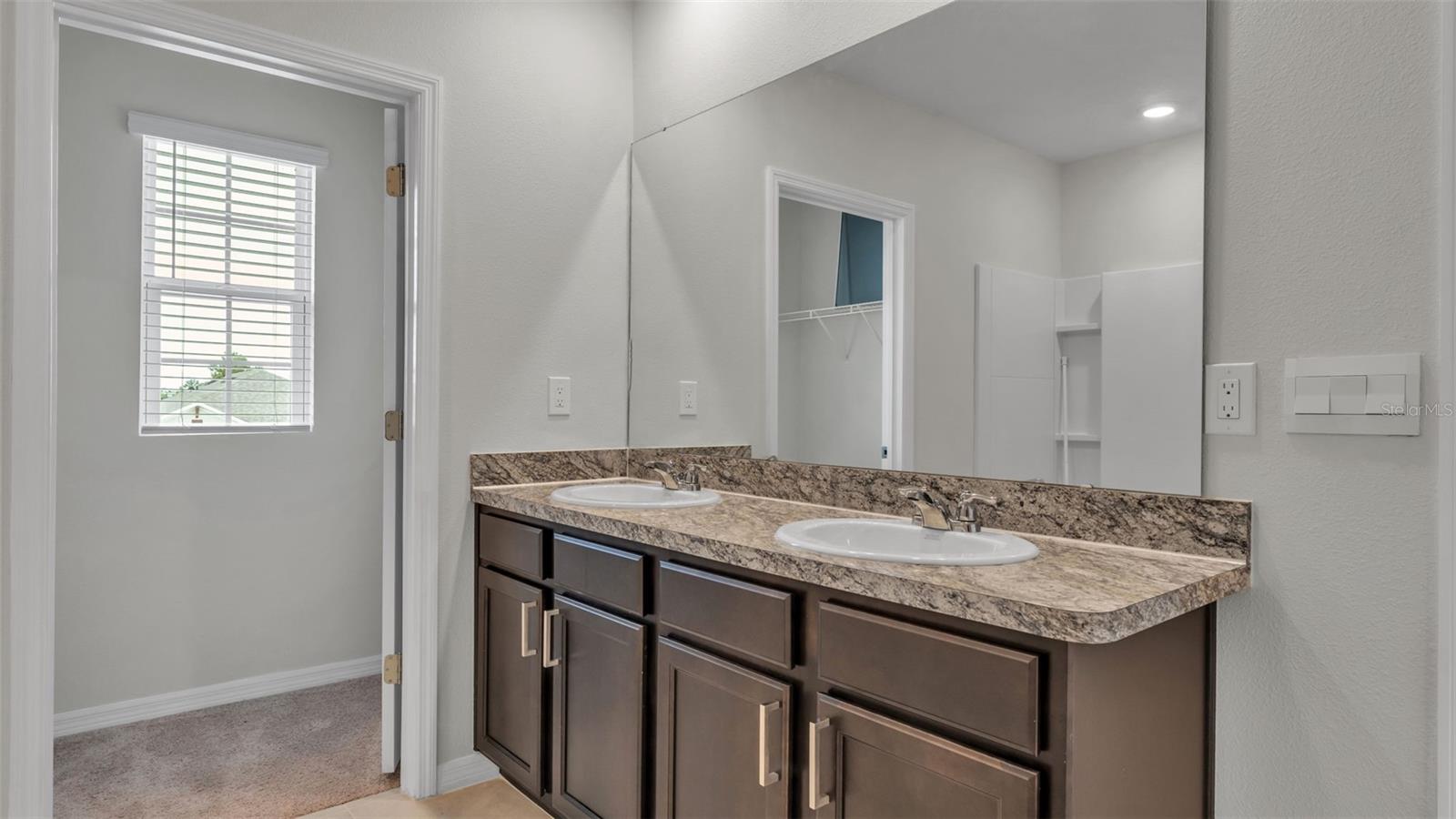 SQUIRES GROVE PH 2 - Residential