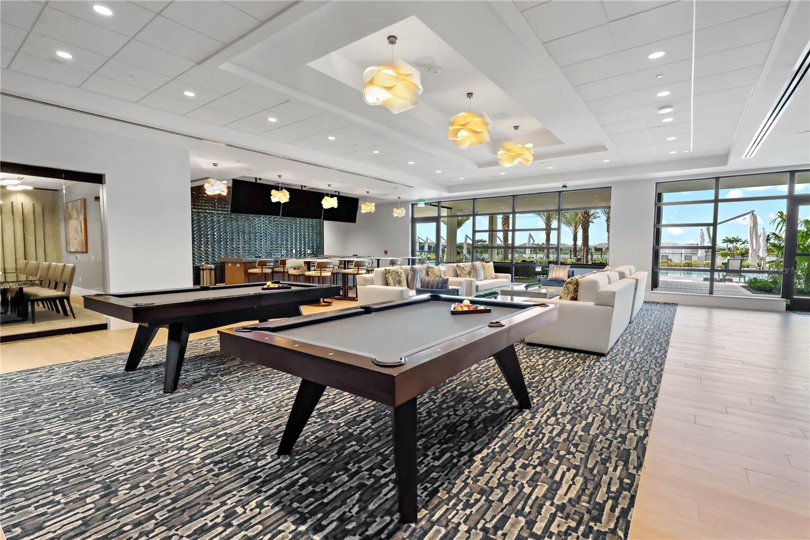 TELARO AT SOUTHERN GROVE - Residential