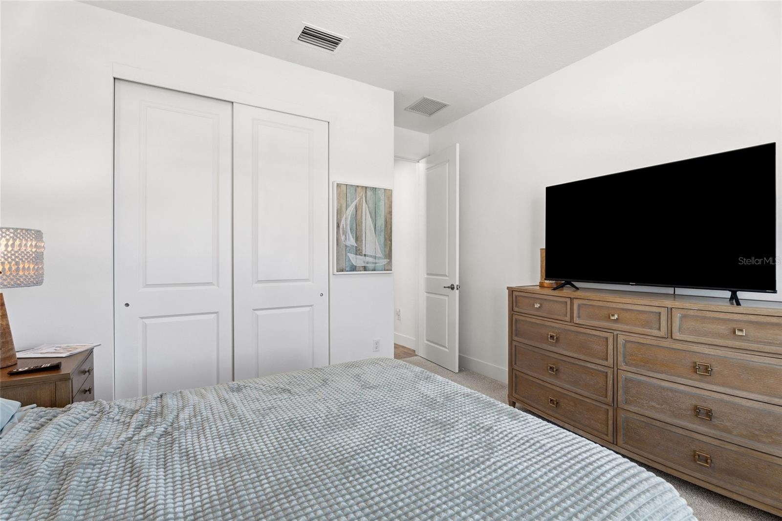 TELARO AT SOUTHERN GROVE - Residential