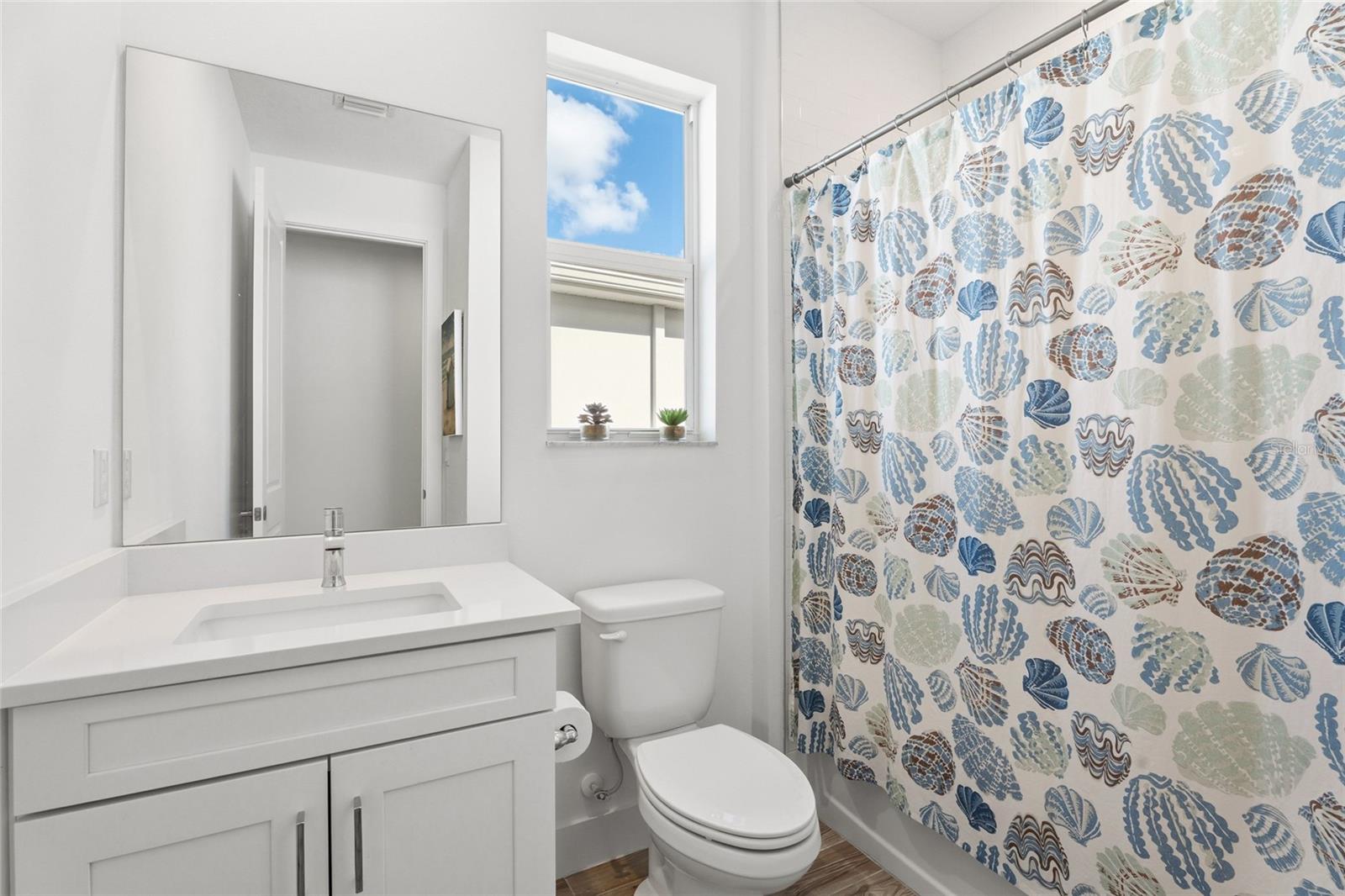 TELARO AT SOUTHERN GROVE - Residential