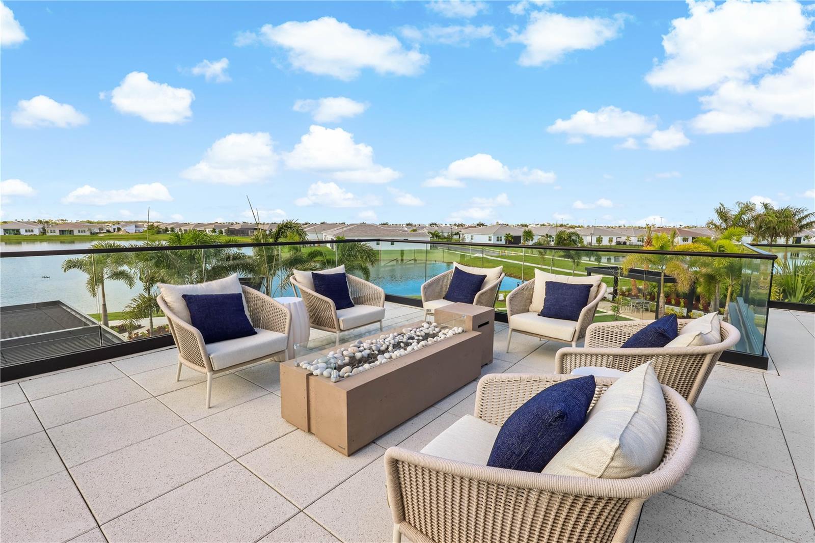 TELARO AT SOUTHERN GROVE - Residential