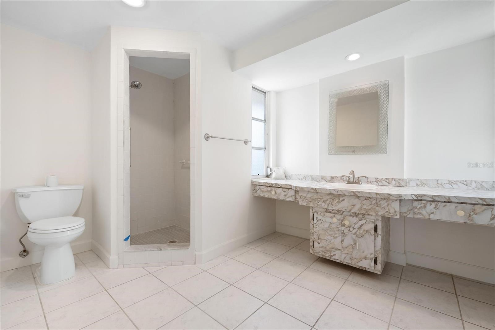 BRENTWOOD ESTATES - Residential