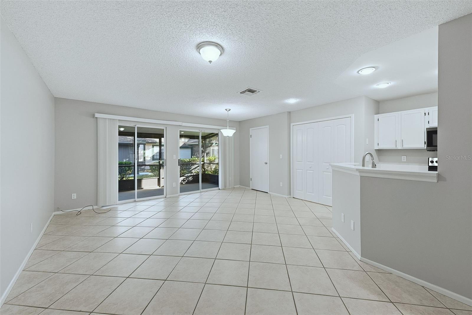 WEKIVA RESERVE UNIT 4 - Residential